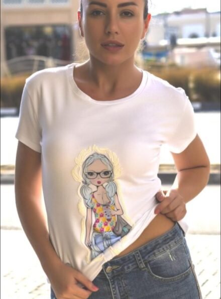 T-Shirt with embroidery